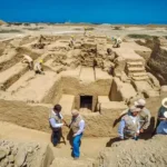 Unspoiled 600-Year-Old Chimú Tomb Uncovered in Peru: Hailed as the "Discovery of the Decade"